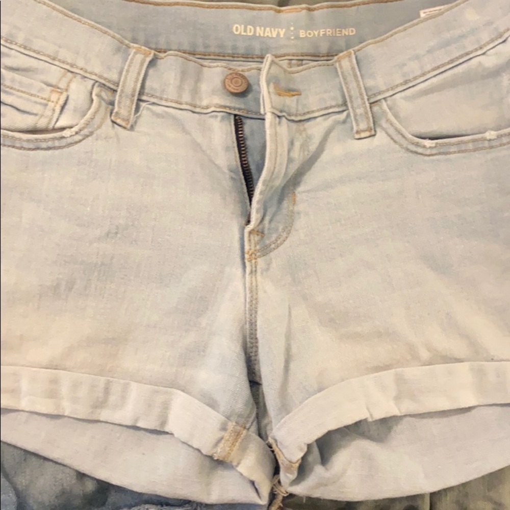 Old navy boyfriend shorts